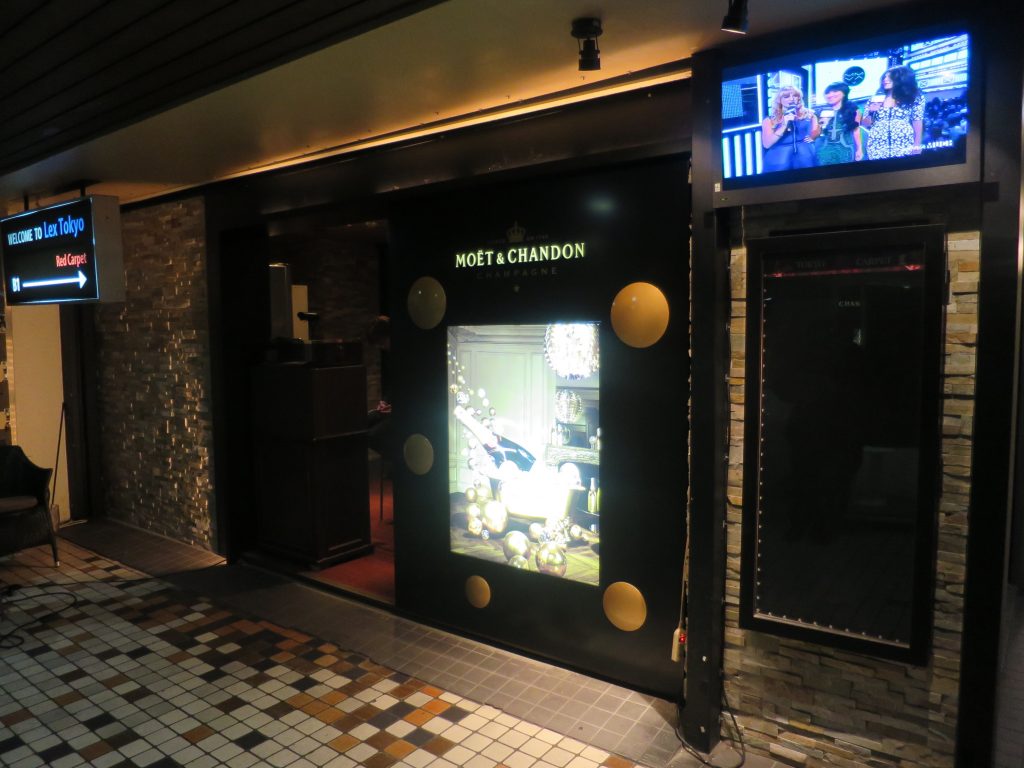 六本木LEXの入り口